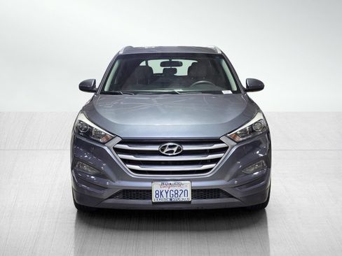 Used 2018 Hyundai Tucson SEL FWD image 2
