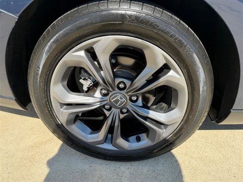 Used 2023 Honda Accord EX image 23