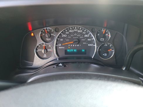 Used 2020 Chevrolet Express 3500 LT w/ LT Preferred Equipment Group RWD image 22