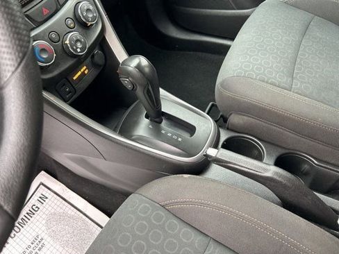 Used 2021 Chevrolet Trax LS w/ Tint and Cruise Package image 30