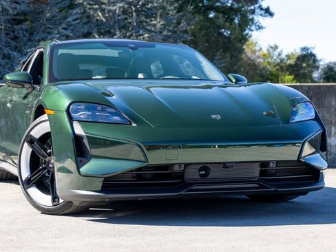 New 2026 Porsche Taycan Turbo AWD/4WD image 9