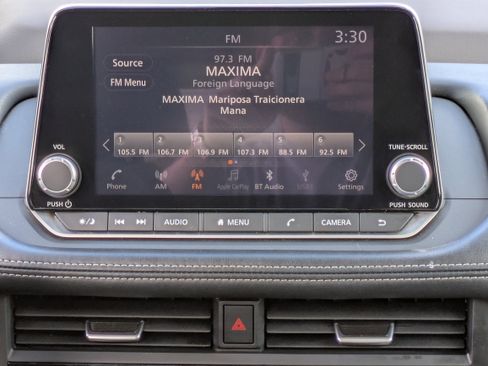 Used 2023 Nissan Rogue SV image 19