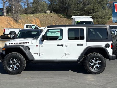 Used 2023 Jeep Wrangler Unlimited Rubicon w/ Cold Weather Group image 6
