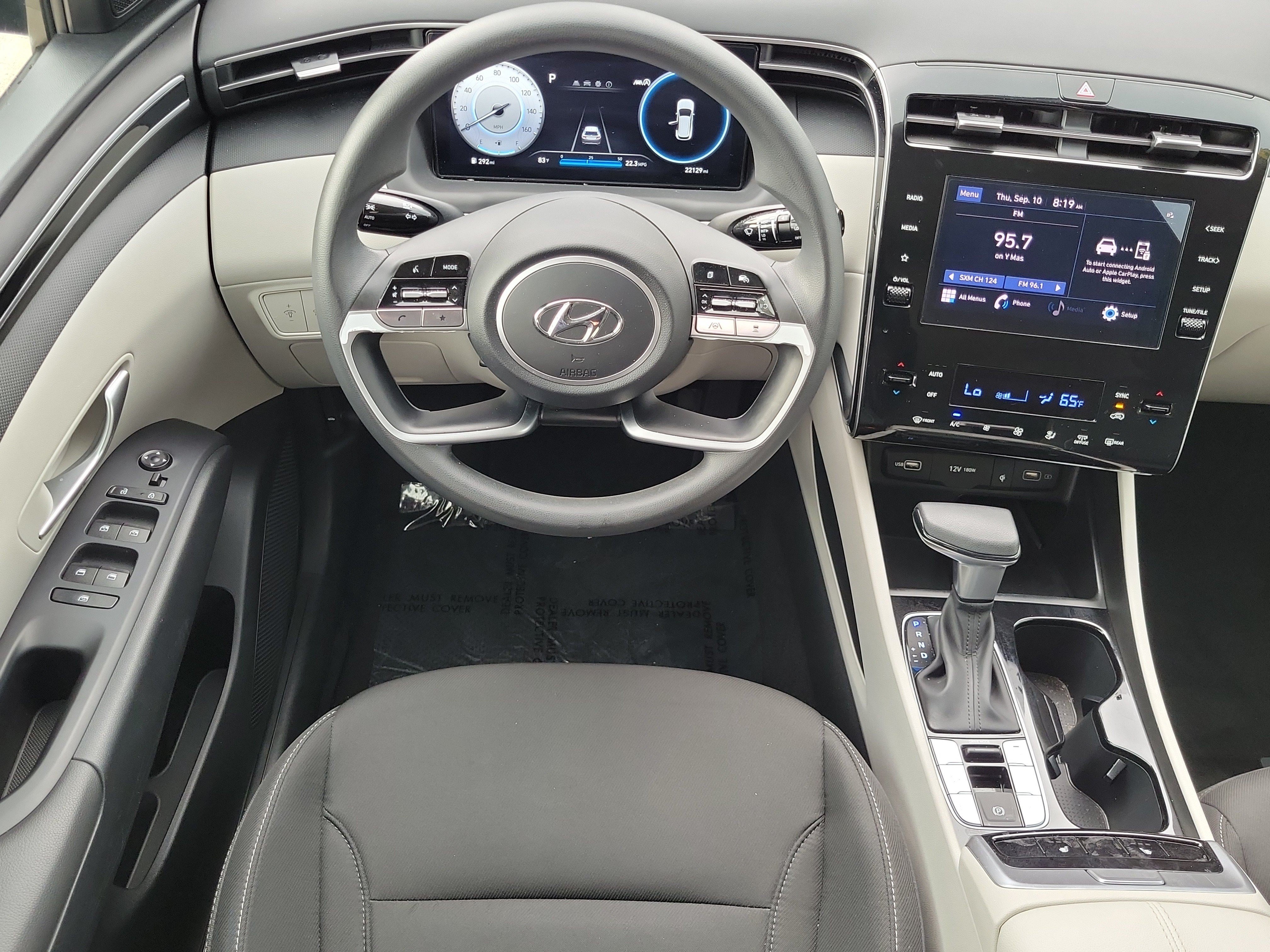 Used 2024 Hyundai Tucson SEL FWD image 16