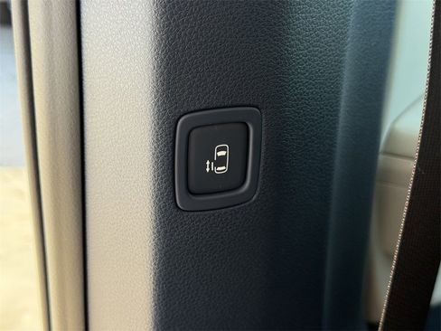 New 2026 Kia Carnival SX image 22