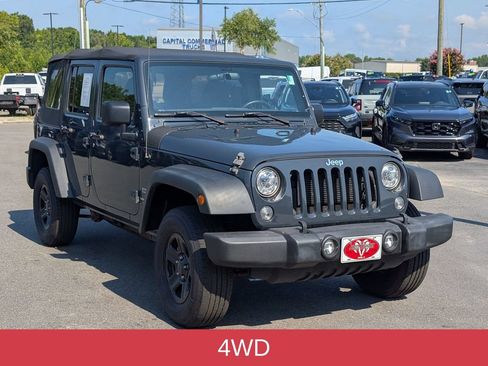 Used 2018 Jeep Wrangler Unlimited Sport w/ Connectivity Group AWD/4WD image 2