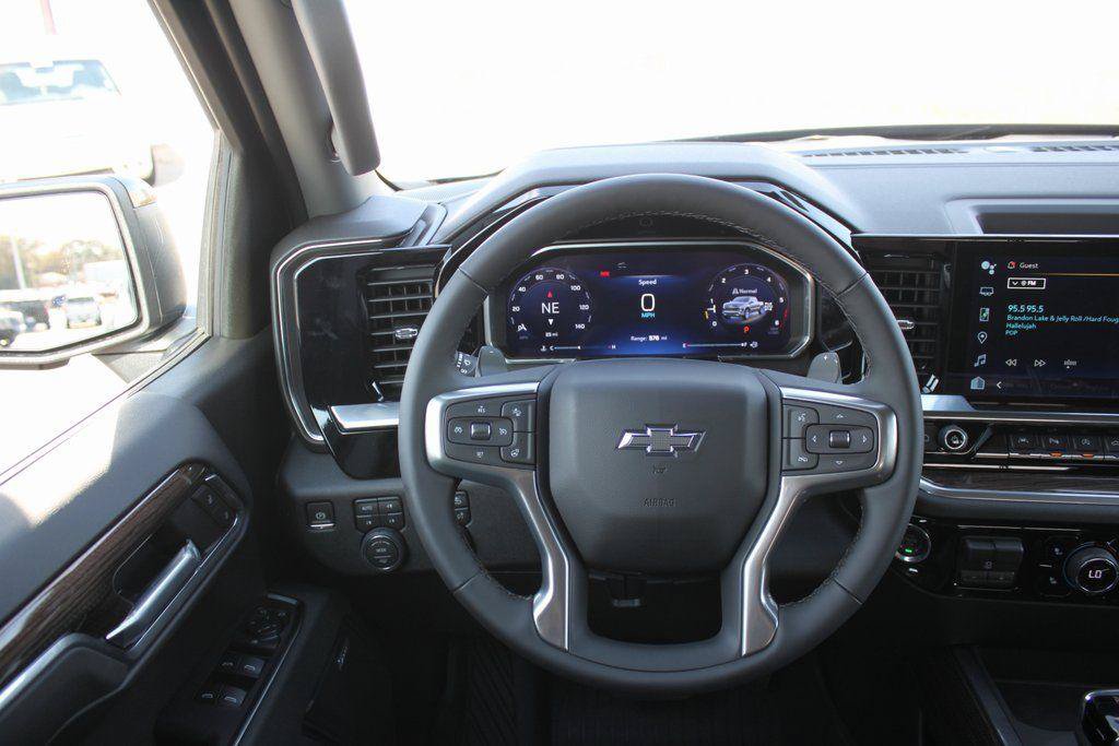 New 2026 Chevrolet Silverado 1500 RST w/ RST All Star Premium Package AWD/4WD image 10