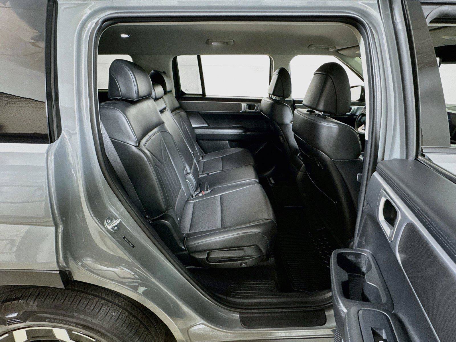 Used 2026 Hyundai Santa Fe SEL FWD image 26