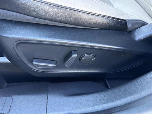 Certified 2020 Ford Escape Titanium image 20