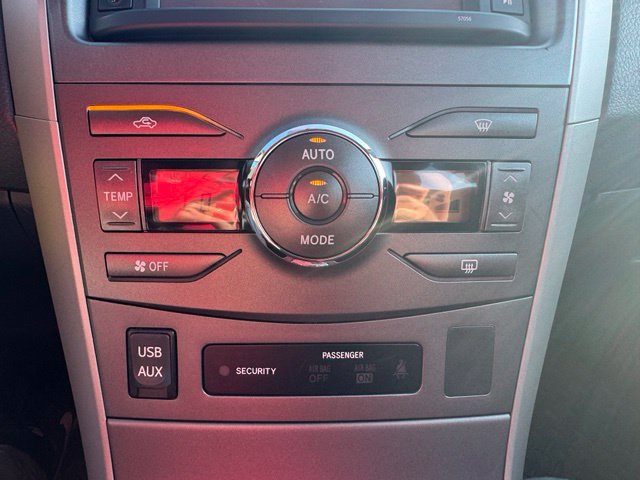 Used 2013 Toyota Corolla S w/ Premium Pkg FWD image 21