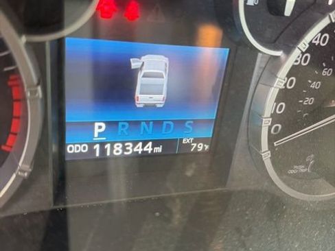 Used 2015 Toyota Tundra Limited w/ Limited Premium Package image 6