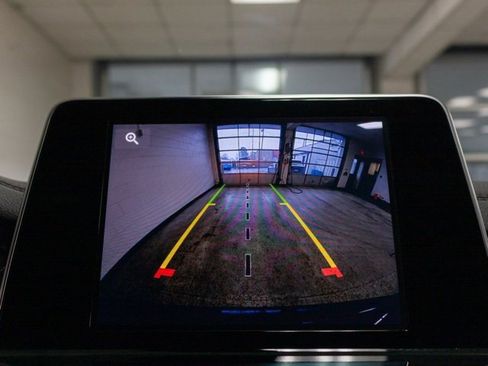 Certified 2025 Jeep Compass Sport image 14