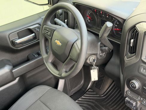 Used 2021 Chevrolet Silverado 1500 Custom image 51
