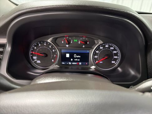 Certified 2023 GMC Acadia AT4 w/ Preferred Package image 27