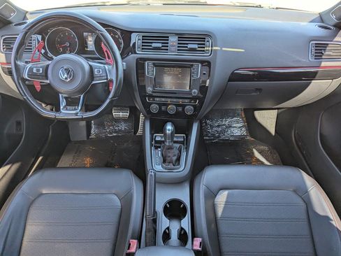 Used 2017 Volkswagen Jetta GLI image 14