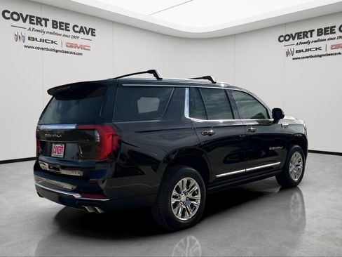 New 2026 GMC Yukon Denali w/ Sun & Power Step Package image 9