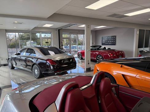 Used 2018 Mercedes-Benz GLC 300 4MATIC image 36