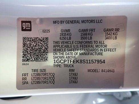 Used 2025 Chevrolet Colorado ZR2 w/ Technology Package image 22