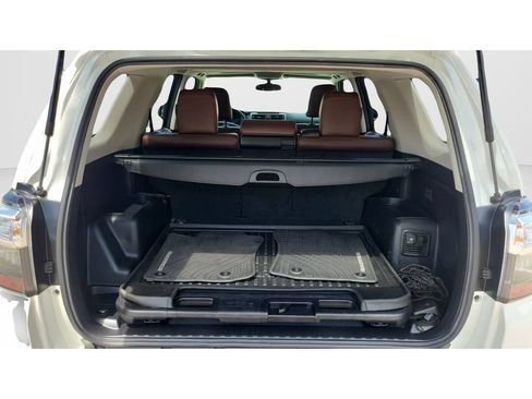 Used 2016 Toyota 4Runner Limited RWD image 9