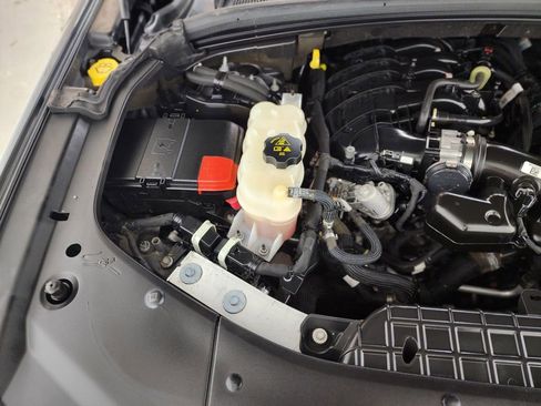 Used 2022 Jeep Grand Cherokee L Limited w/ MOPAR Finishing Package image 39