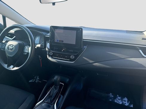 Used 2024 Toyota Corolla LE image 29