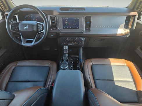 Used 2022 Ford Bronco Outer Banks AWD/4WD image 23