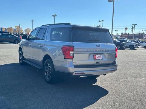 Used 2024 Ford Expedition Max XLT image 6