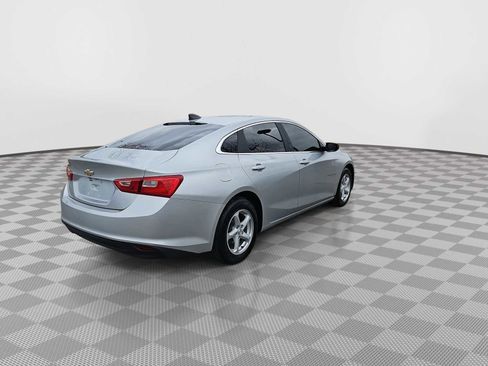 Used 2017 Chevrolet Malibu LS w/ LPO, Convenience Package 1 image 8