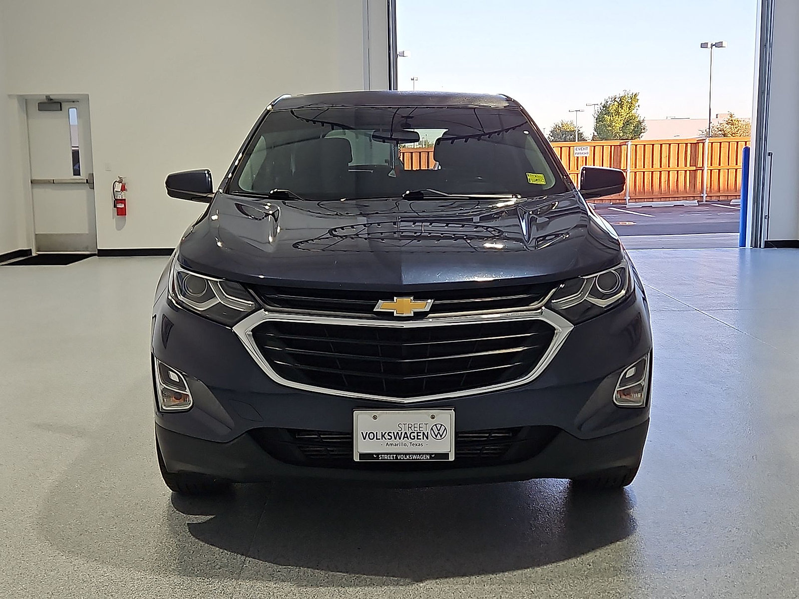 Used 2019 Chevrolet Equinox LT FWD image 3