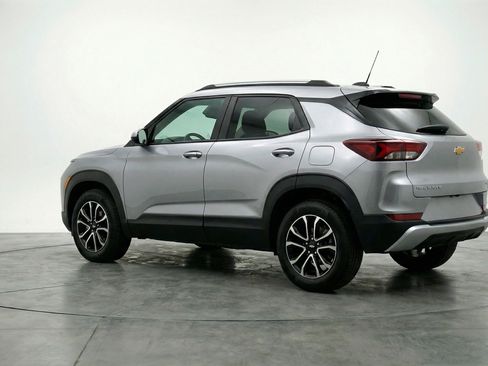 Used 2025 Chevrolet TrailBlazer LT image 6