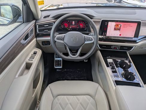 New 2026 Volkswagen Atlas SEL Premium R-Line AWD/4WD image 21