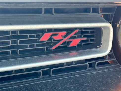 Used 2018 Dodge Challenger R/T RWD image 11