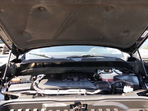 Used 2023 Chevrolet Silverado 1500 LT AWD/4WD image 55