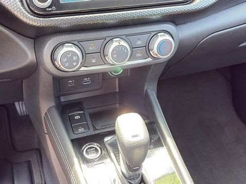 Used 2023 Nissan Kicks SV FWD image 17