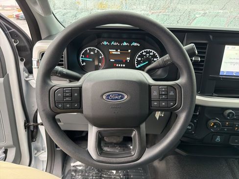 New 2026 Ford F350 XL w/ XL Chrome Package image 17