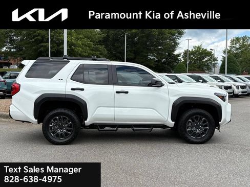 Used 2025 Toyota 4Runner SR5 RWD image 6