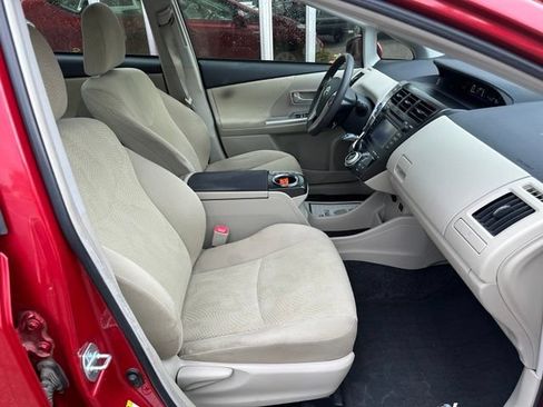 Used 2014 Toyota Prius V Three FWD image 11