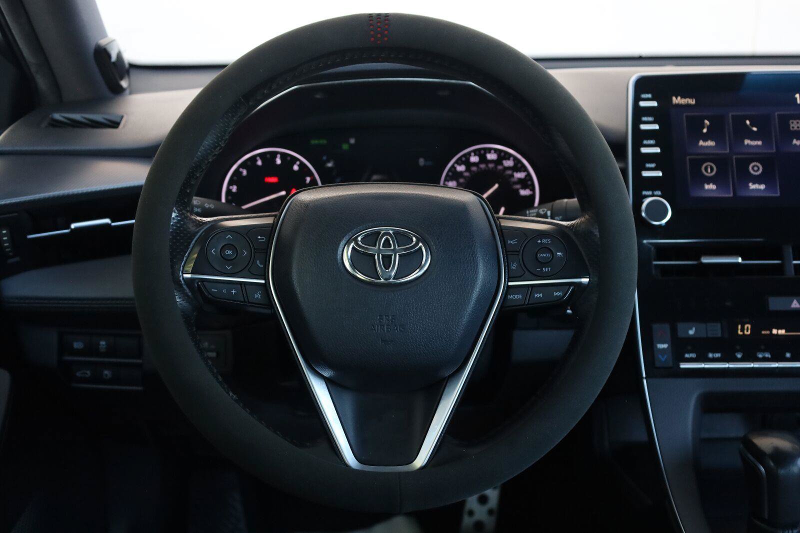 Used 2019 Toyota Avalon XSE w/ All Weather Liner Package FWD image 30