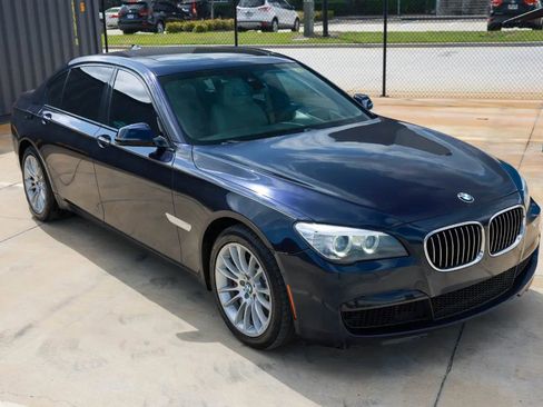 Used 2014 BMW 750Li image 17