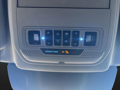 Used 2020 Ford Explorer Limited image 27