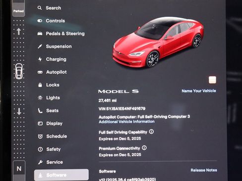 Used 2022 Tesla Model S AWD image 22