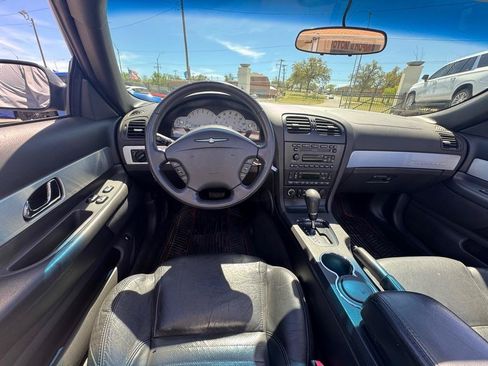 Used 2002 Ford Thunderbird RWD image 6