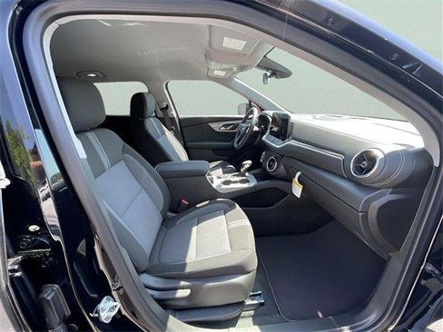 New 2025 Chevrolet Blazer LT w/ Redline Edition image 31