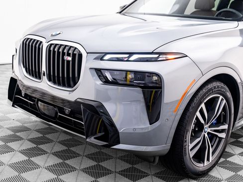 New 2025 BMW X7 M60i image 34