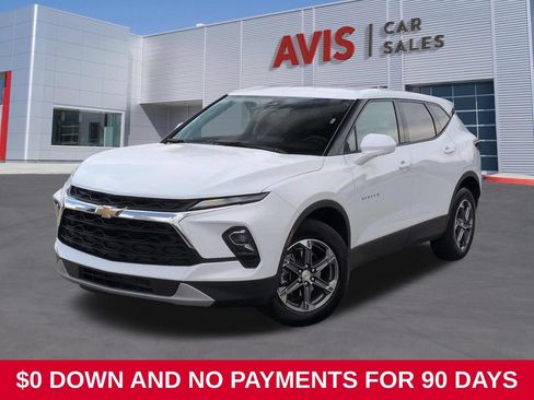 Used 2025 Chevrolet Blazer LT FWD image 1