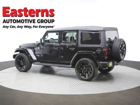 Used 2021 Jeep Wrangler Unlimited Sahara w/ Cold Weather Group AWD/4WD image 63