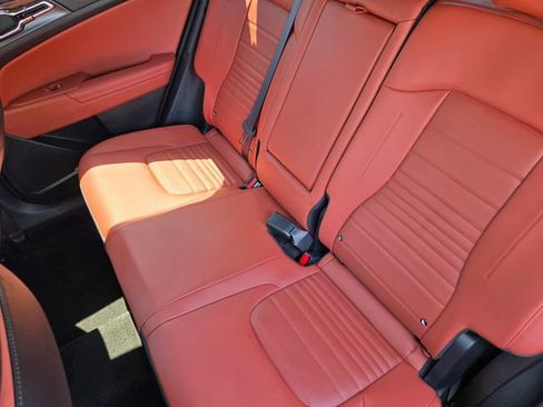 New 2026 Kia Sportage SX Prestige AWD/4WD image 18