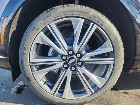 New 2026 Cadillac Optiq Luxury 2 image 5