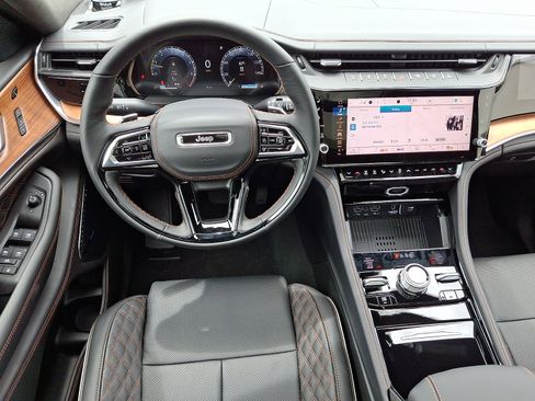 New 2026 Jeep Grand Cherokee L Summit AWD/4WD image 7