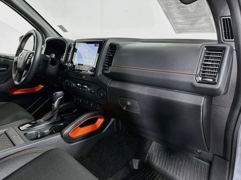 Used 2024 Nissan Frontier PRO-4X w/ Pro Convenience Package AWD/4WD image 29
